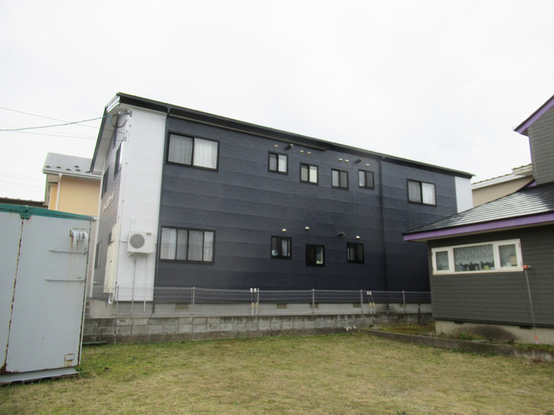 秋田市内 2階建て住宅の外壁塗装 秋田市のリフォームならビルダーズビルド